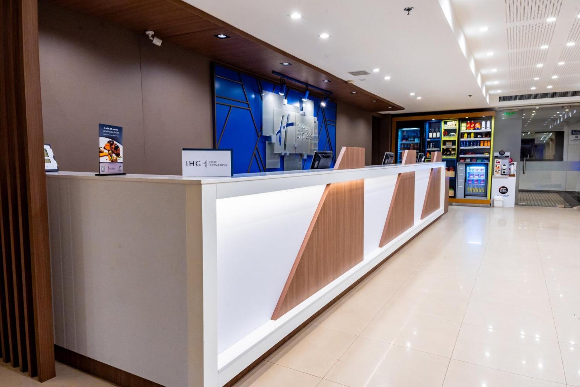 Holiday Inn Express Rosario By Ihg Bagian luar foto